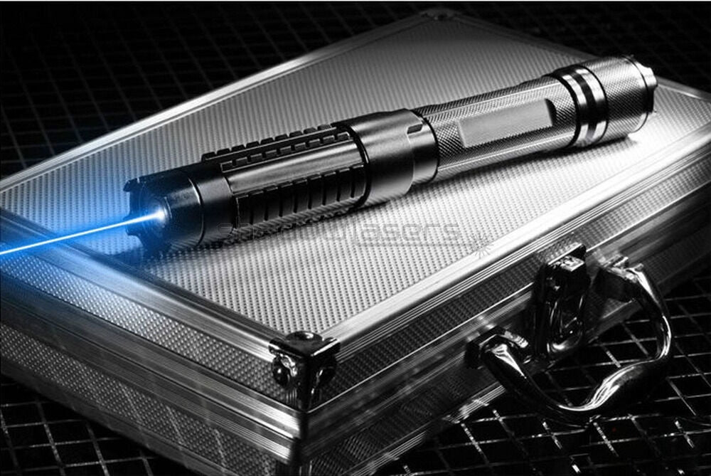 ''Shadowlasers "BX6 450nm Blue Laser Pointer Burning