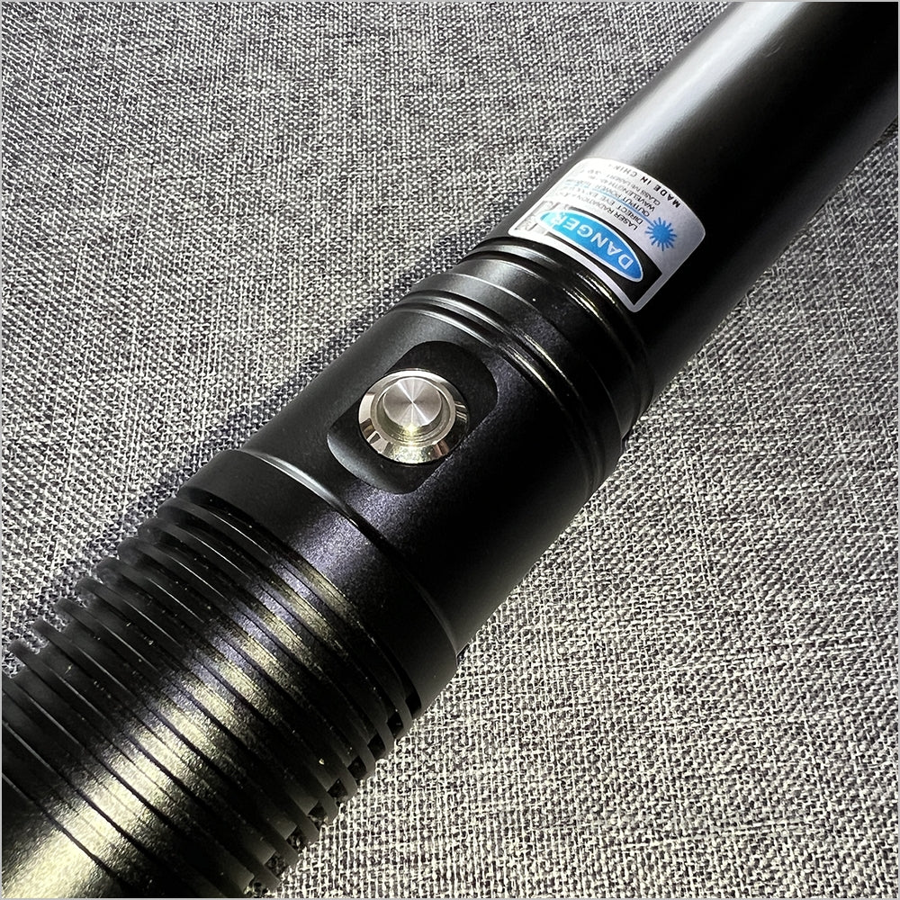 ''Shadowlasers "BH9 450nm Blue Laser Pointer Burning
